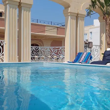 Villa With Private Pool In Gozo