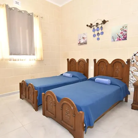 Villa With Private Pool In Gozo Munxar